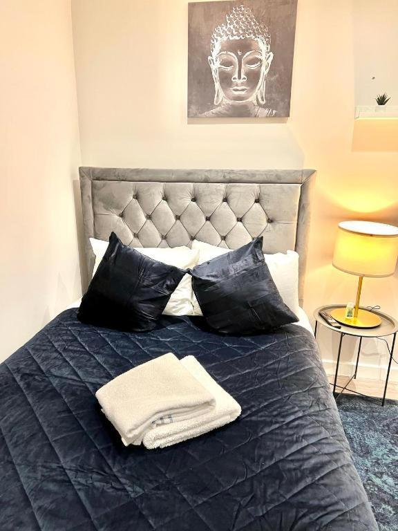 Feltham Heathrow Guest House - Oakway المظهر الخارجي الصورة